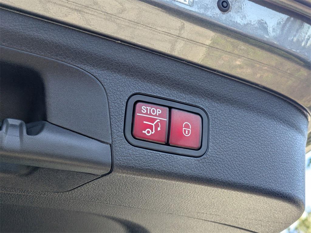 used 2023 Mercedes-Benz GLE 450 car, priced at $59,999