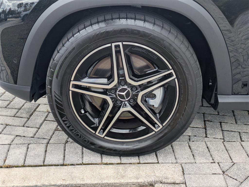 used 2025 Mercedes-Benz GLE 450 car, priced at $82,457