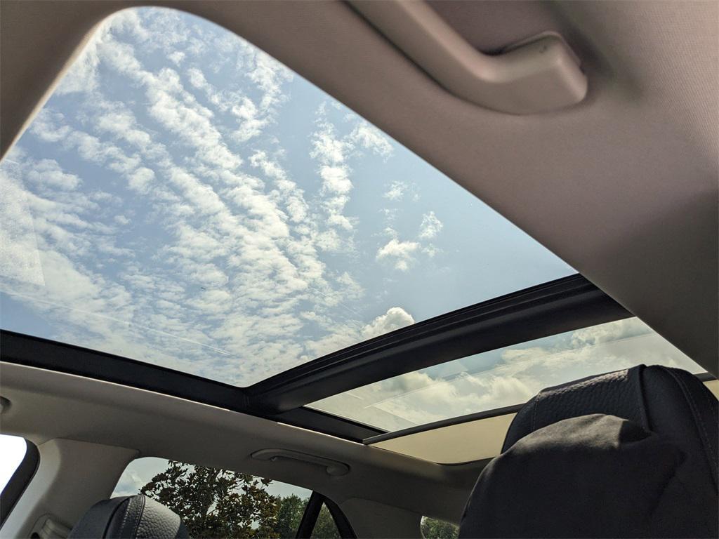 new 2025 Mercedes-Benz GLE 350 car, priced at $89,135