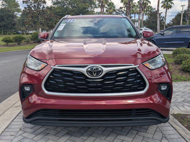 used 2021 Toyota Highlander car, priced at $31,991