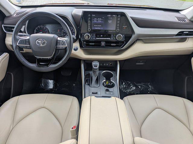 used 2021 Toyota Highlander car, priced at $31,991