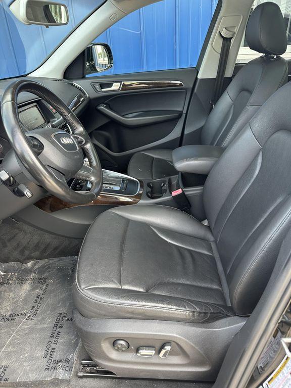 used 2013 Audi Q5 car, priced at $7,898