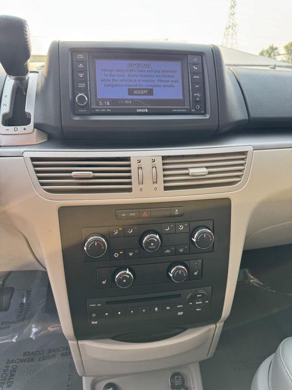 used 2014 Volkswagen Routan car, priced at $8,998