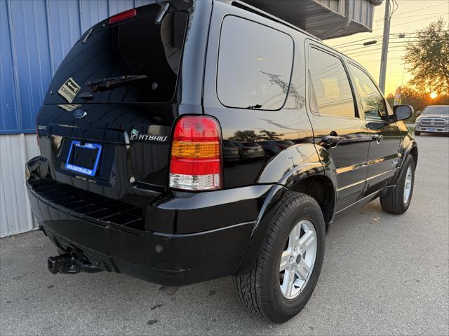 used 2007 Ford Escape Hybrid car, priced at $6,888