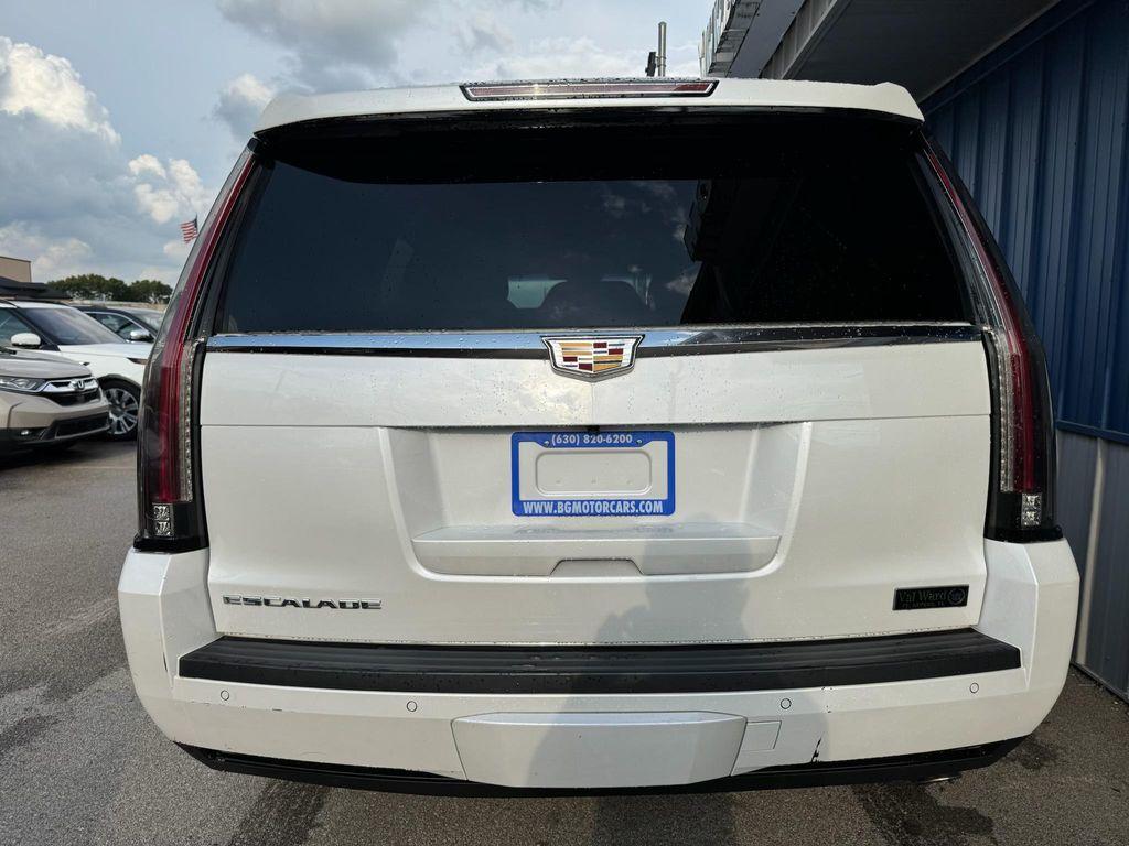 used 2016 Cadillac Escalade car, priced at $21,998