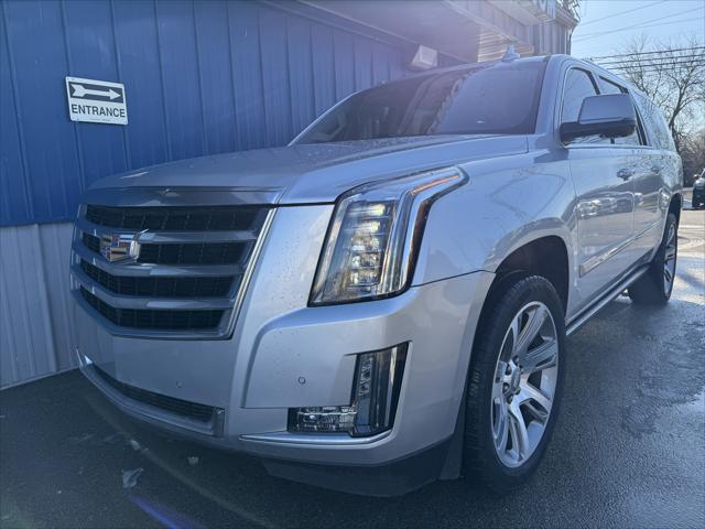used 2015 Cadillac Escalade ESV car, priced at $18,998