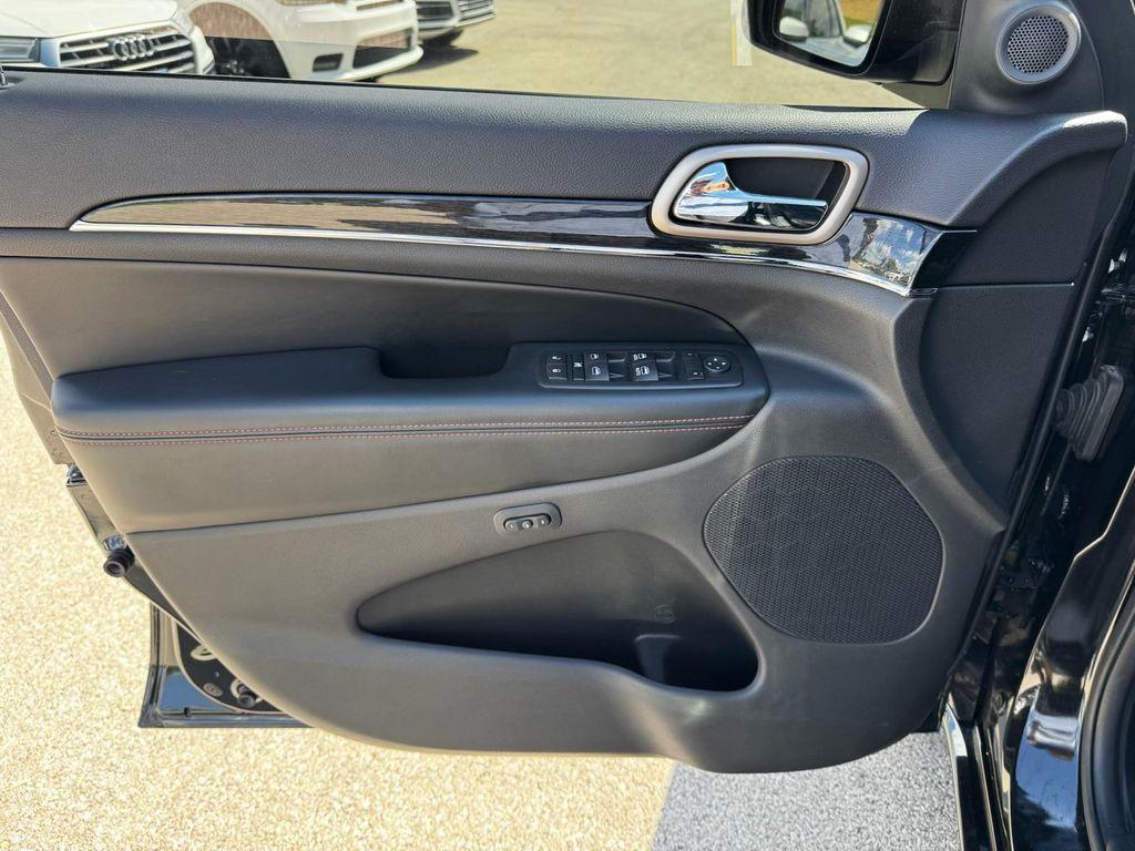 used 2016 Jeep Grand Cherokee car, priced at $12,998