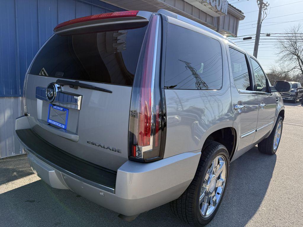 used 2009 Cadillac Escalade car, priced at $8,655