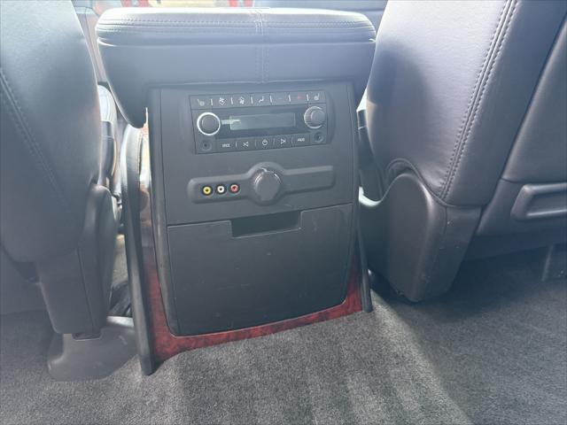 used 2009 Cadillac Escalade car, priced at $8,998