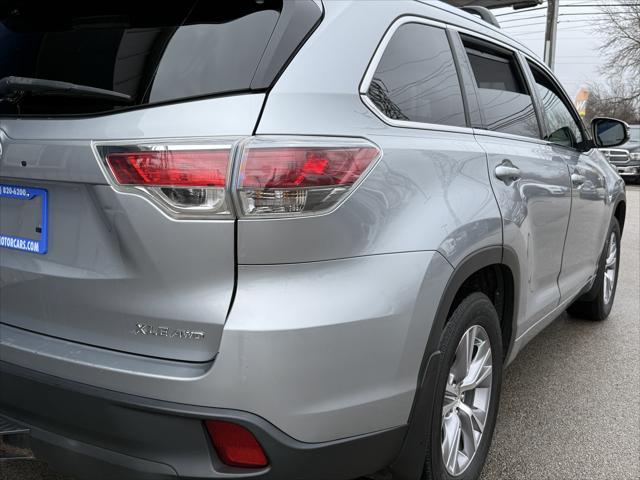 used 2015 Toyota Highlander car, priced at $17,498
