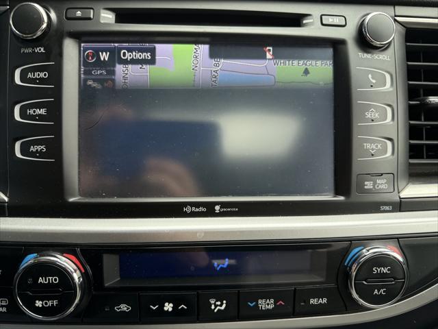 used 2015 Toyota Highlander car, priced at $17,498