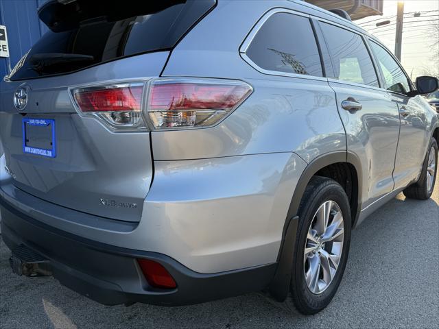 used 2015 Toyota Highlander car, priced at $17,498