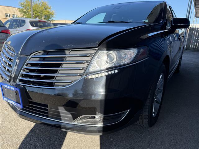 used 2018 Lincoln MKT car, priced at $9,498