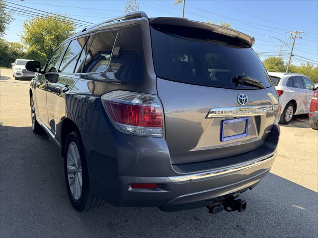 used 2011 Toyota Highlander Hybrid car, priced at $12,498