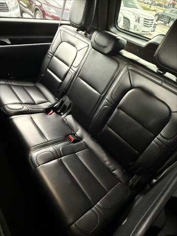 used 2021 Lincoln Navigator car, priced at $29,998