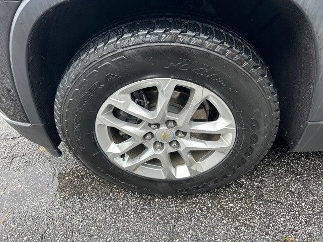 used 2021 Chevrolet Traverse car, priced at $26,923
