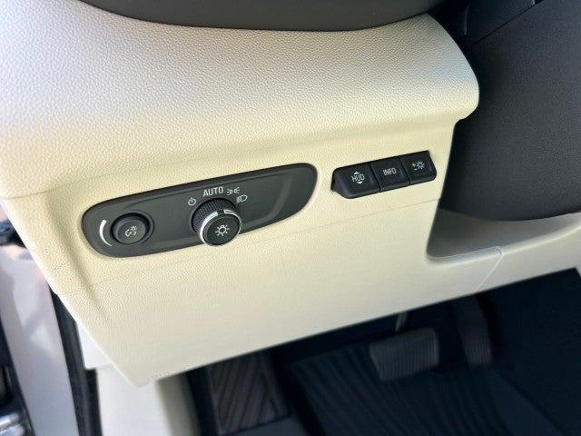 used 2022 Buick Envision car, priced at $27,995