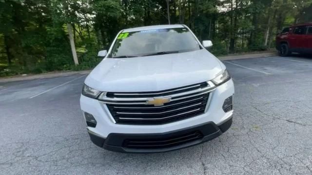 used 2023 Chevrolet Traverse car, priced at $29,599