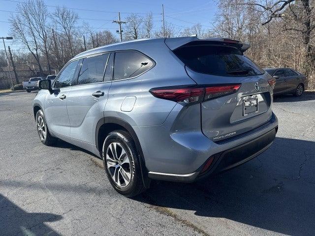 used 2021 Toyota Highlander car, priced at $26,783