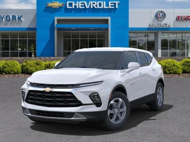 new 2025 Chevrolet Blazer car, priced at $37,485