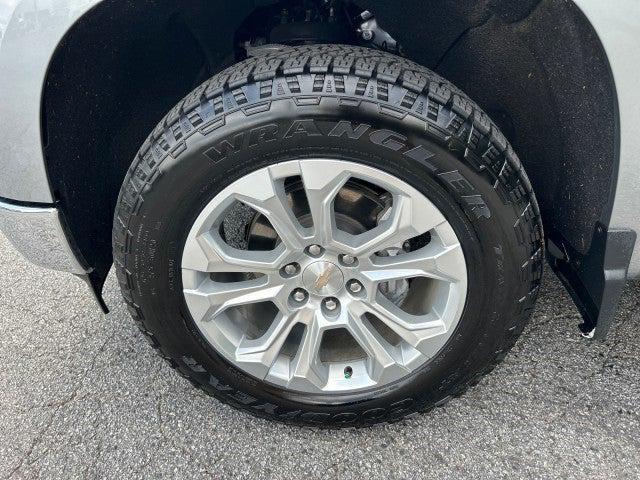 used 2024 Chevrolet Silverado 1500 car, priced at $55,995