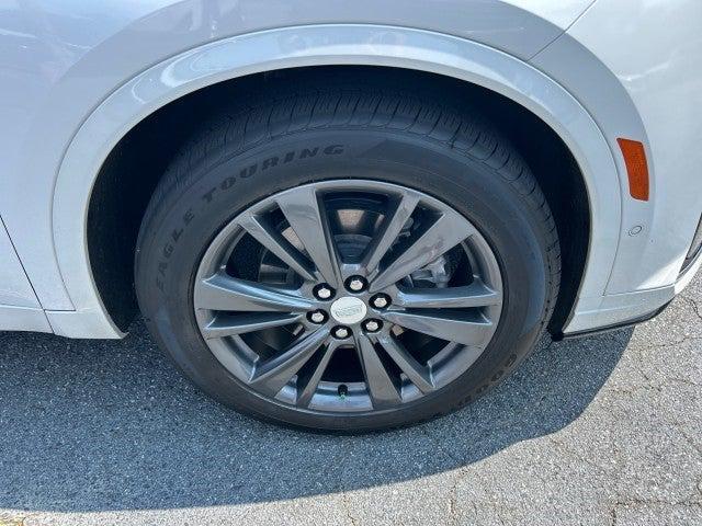 used 2022 Cadillac XT6 car, priced at $33,616