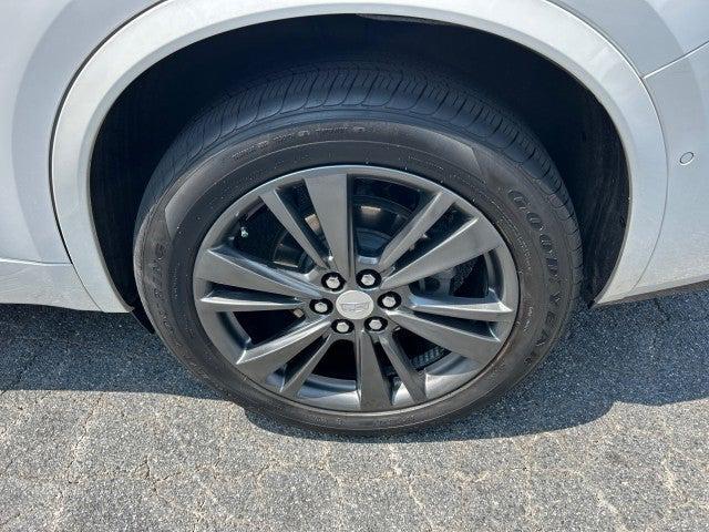 used 2022 Cadillac XT6 car, priced at $33,616
