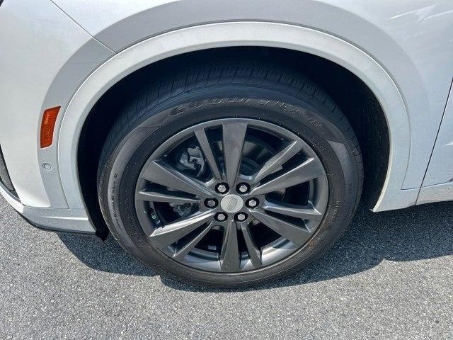 used 2022 Cadillac XT6 car, priced at $33,616