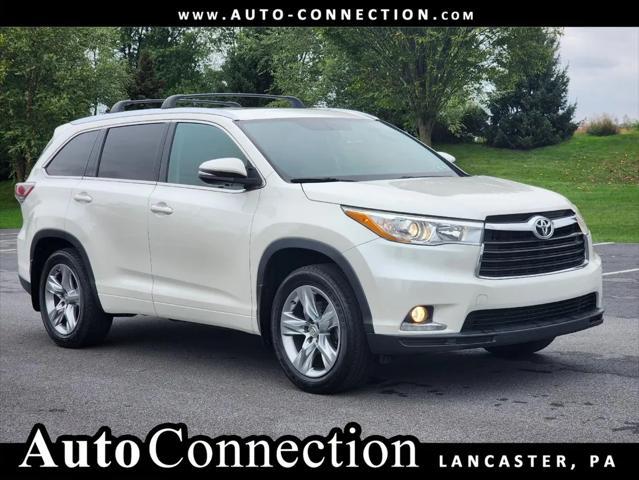 used 2014 Toyota Highlander car, priced at $17,987