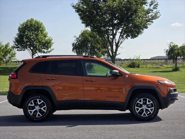 used 2015 Jeep Cherokee car, priced at $13,998