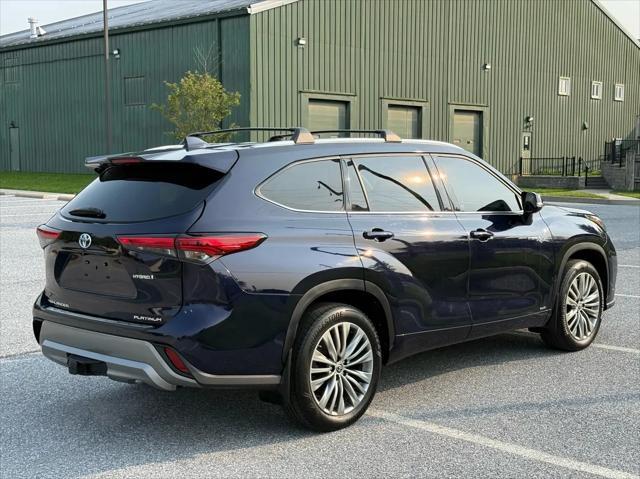 used 2021 Toyota Highlander Hybrid car, priced at $40,987