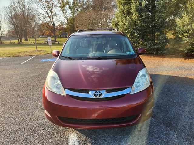 used 2006 Toyota Sienna car, priced at $8,987