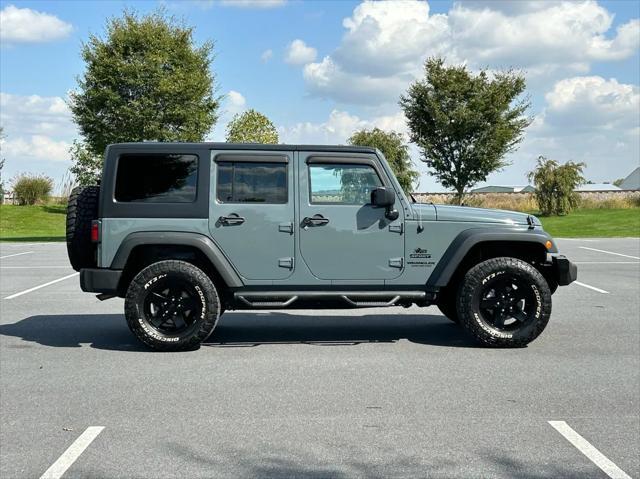 used 2015 Jeep Wrangler Unlimited car, priced at $20,987