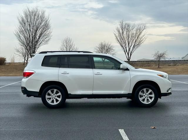 used 2012 Toyota Highlander car, priced at $12,997