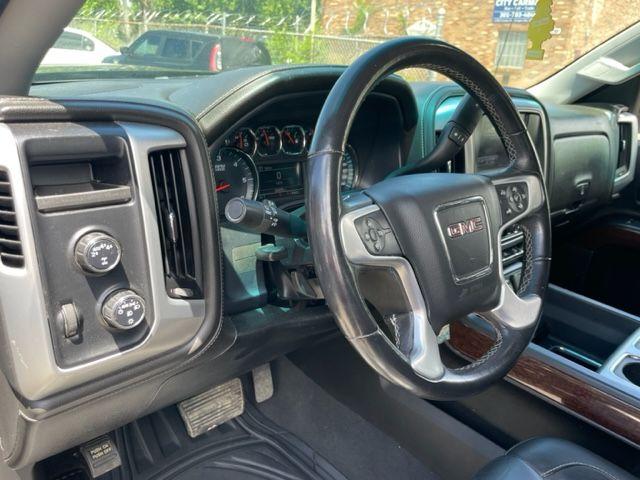 used 2018 GMC Sierra 1500 car, priced at $25,995