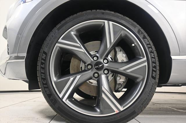 new 2025 Genesis GV80 car, priced at $81,138