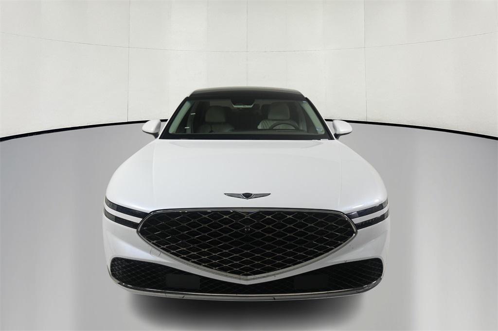 new 2025 Genesis G90 car, priced at $87,273