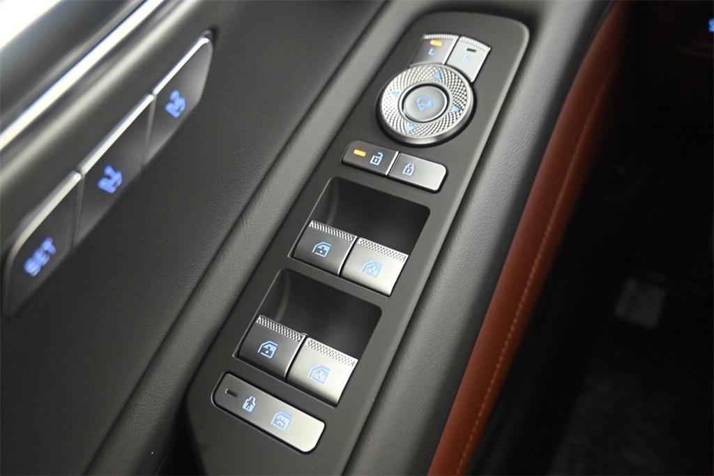 new 2025 Genesis GV80 car, priced at $78,541