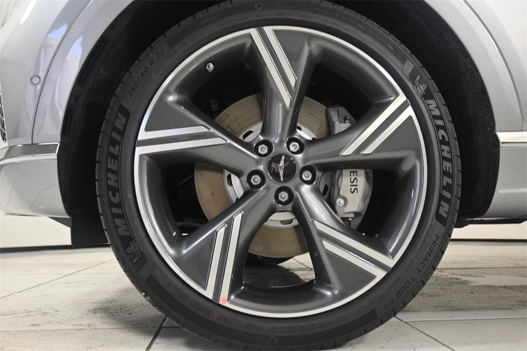 new 2025 Genesis GV80 car, priced at $78,538