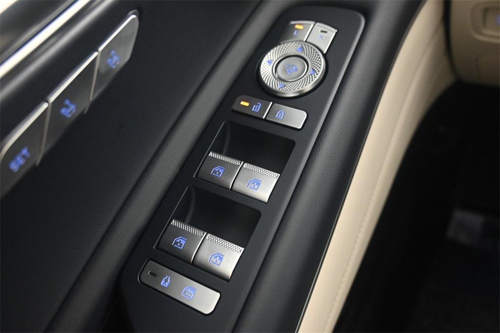 new 2025 Genesis GV80 car, priced at $81,080
