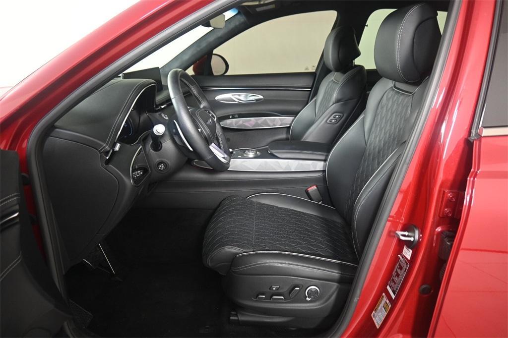 new 2024 Genesis GV70 car, priced at $59,501