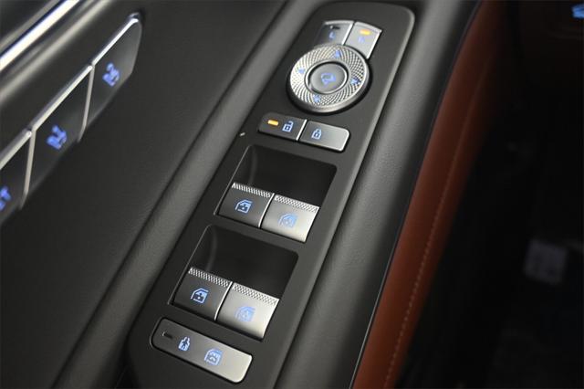 new 2025 Genesis GV80 car, priced at $81,051