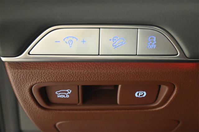 new 2025 Genesis GV80 car, priced at $81,051