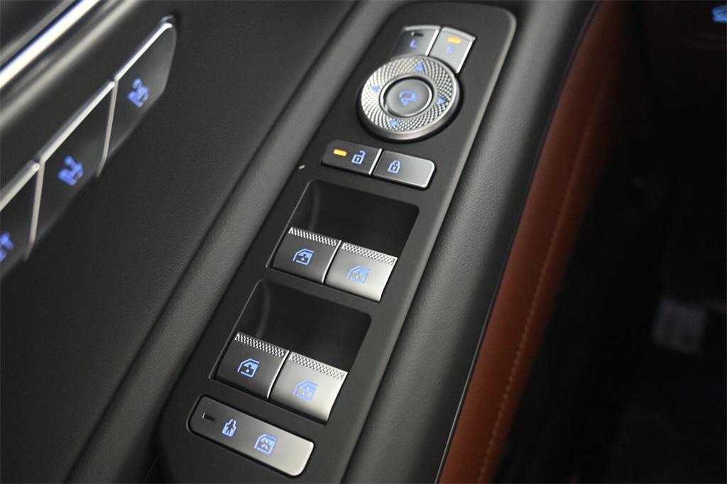 new 2025 Genesis GV80 car, priced at $77,594