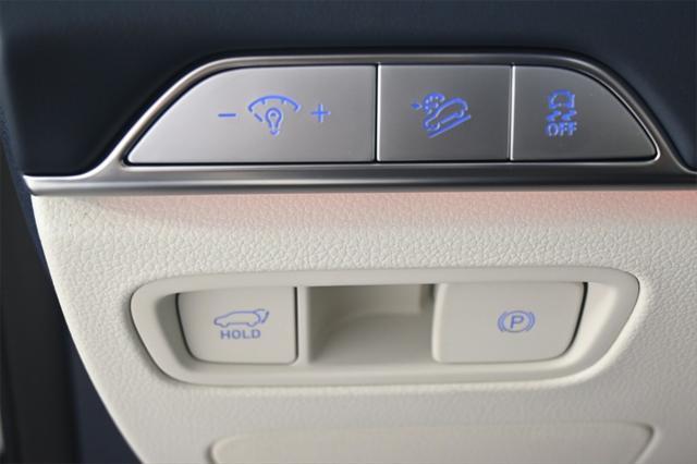 new 2025 Genesis GV80 car, priced at $81,163