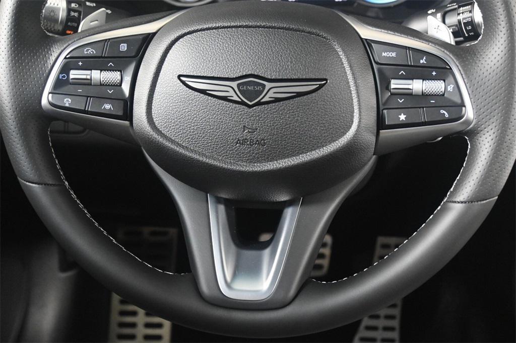new 2025 Genesis G70 car, priced at $40,763
