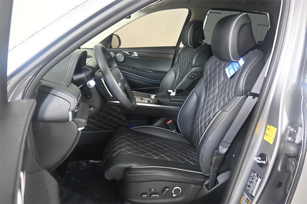 new 2024 Genesis GV80 car, priced at $63,332