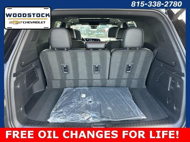used 2024 Chevrolet Traverse car, priced at $53,995