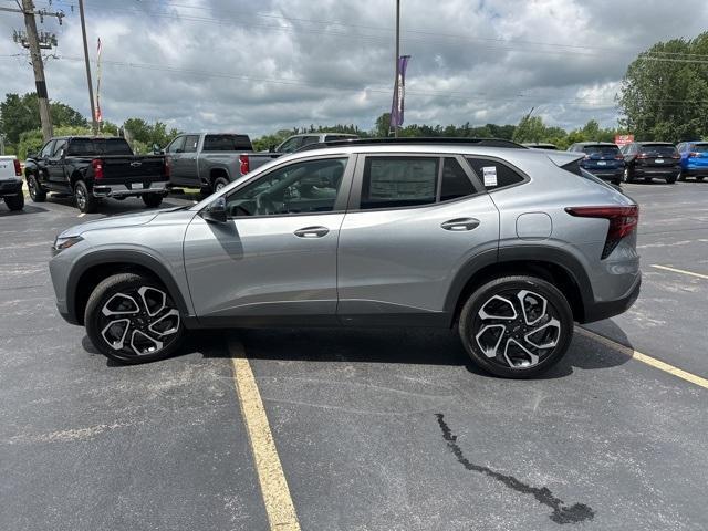 new 2025 Chevrolet Trax car, priced at $25,390