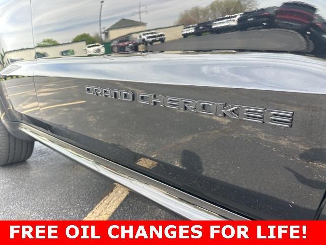 used 2021 Jeep Grand Cherokee car, priced at $28,998